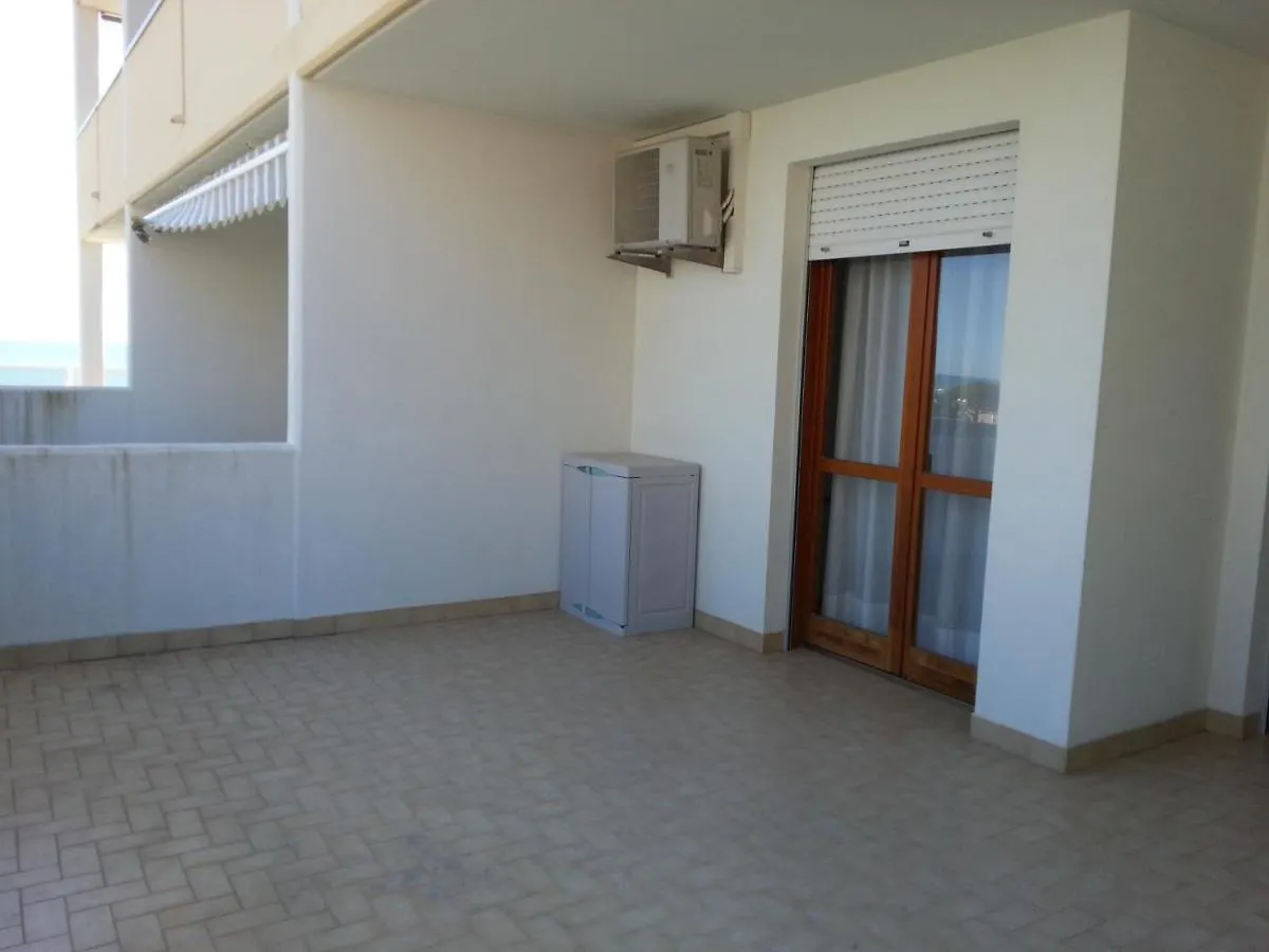 One Bedroom Flat In A Residence With Swimming Pool Bibione 0*,