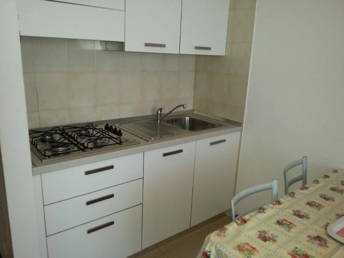 One Bedroom Flat In A Residence With Swimming Pool Bibione Appartamento